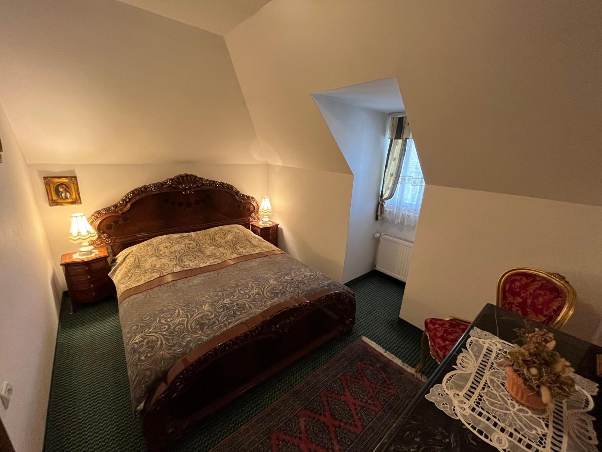 Hotel Razgorsek Velenje Bagian luar foto