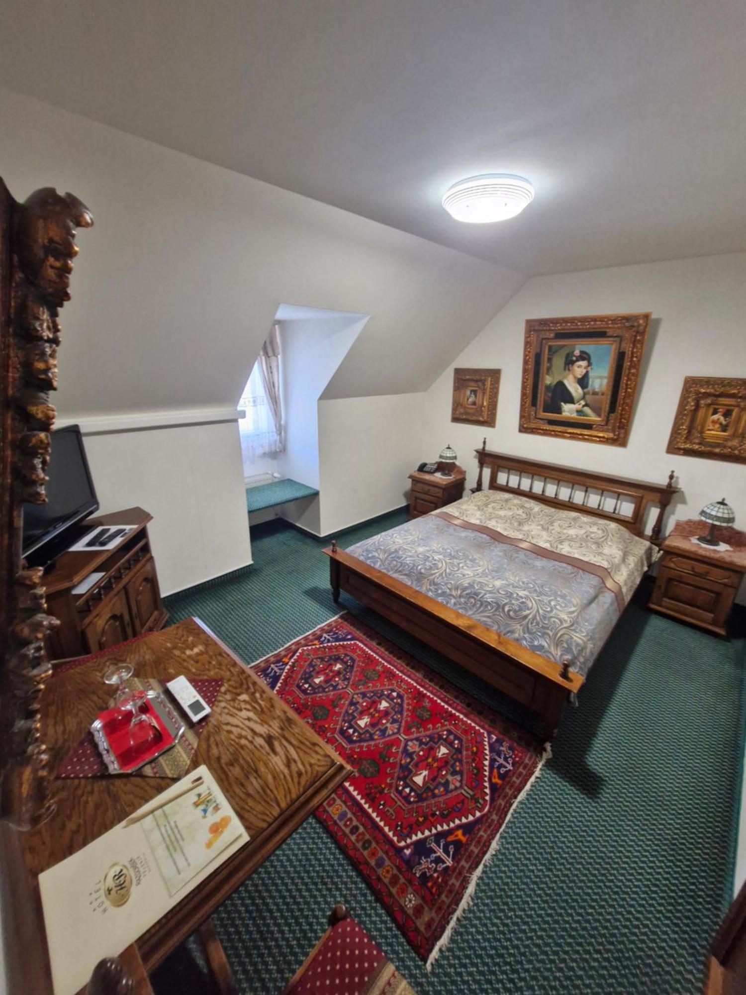 Hotel Razgorsek Velenje Bagian luar foto