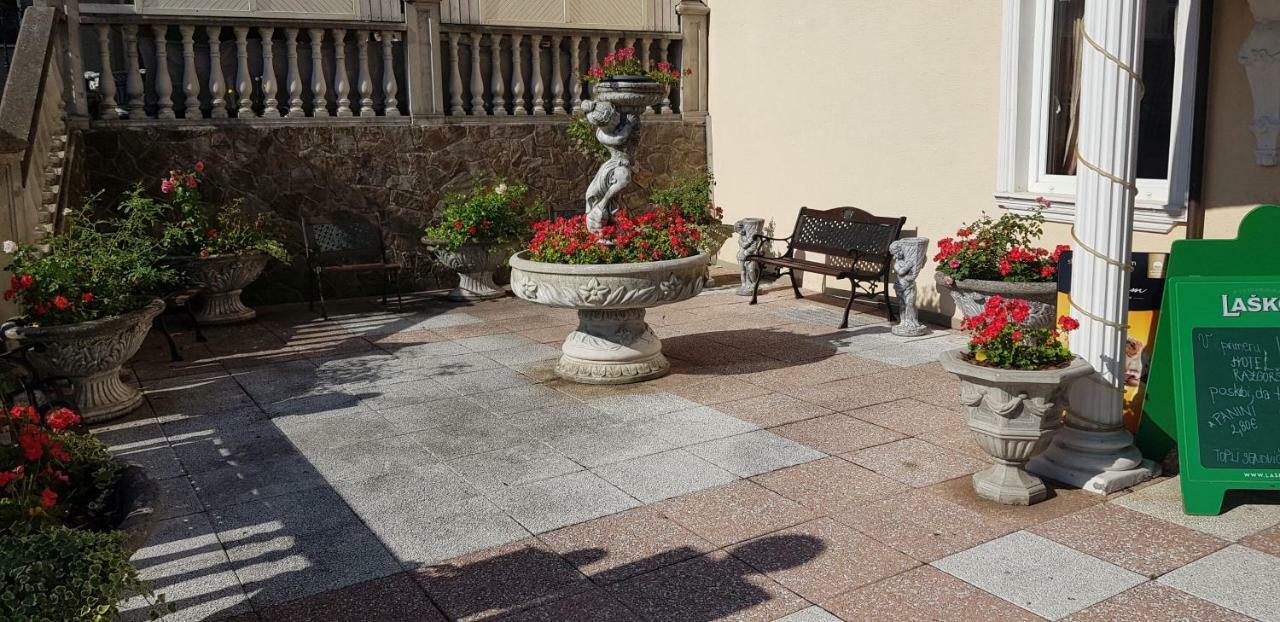 Hotel Razgorsek Velenje Bagian luar foto